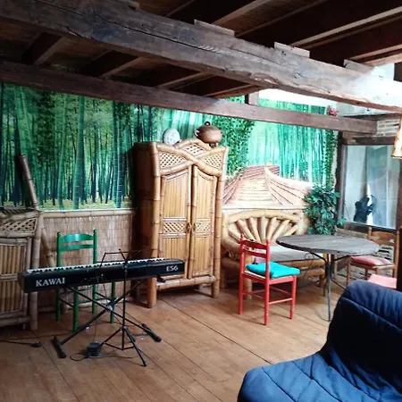 Bambou Escale, 4 Personnes 2 Apartament Figeac